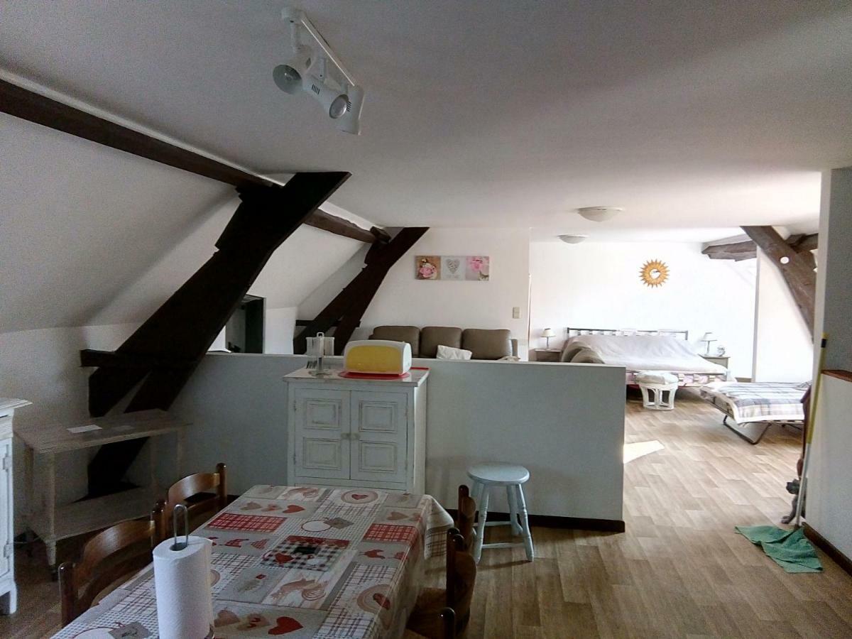Au Trieu Hotel Wannebecq Eksteriør billede